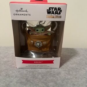 Hallmark Star Wars Grogu Ornament - Green and Tan